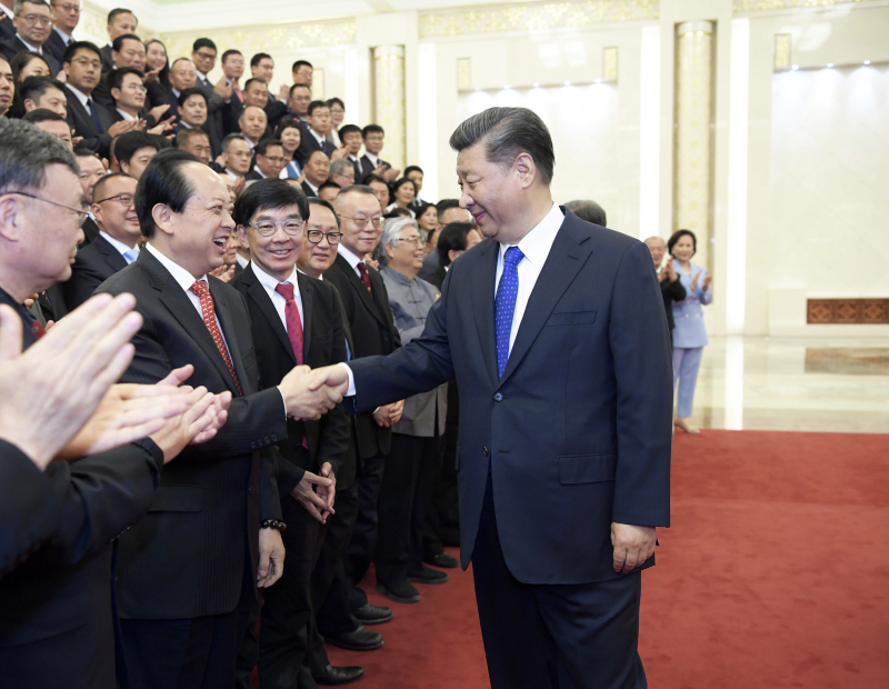 2019年5月28日，習(xí)近平主席在人民大會(huì)堂親切接見(jiàn)舒心先生